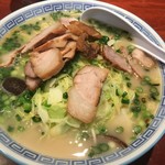 こむらさき - ラーメン（鹿児島黒豚チャーシュー入り）大盛