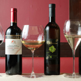 All 60 types are Italian wines! Satisfied with the chef's exquisite selection♪