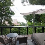 The Ritz Carlton - お部屋のバルコニーその2。ちょっと海がみえます。