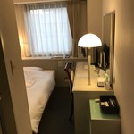 バーディーホテル千葉 - 【2018年04月】客室内に入ったところ。