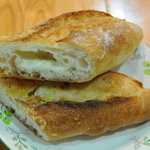 ベルボアーズ - ゴルゴンゾーラのハチミツバゲット