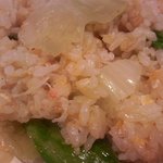 中国小皿料理とお酒の店  花凛 - ズワイ蟹とレタスの炒飯