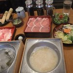 しゃぶらく 敦賀店 - 黒毛和牛と栗駒高原豚