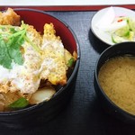 亀屋 - かつ丼 850円（税込）