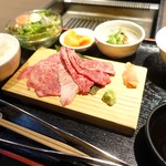 熟成焼肉 听 - 熟成神戸ビーフランチ