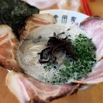 金田家 本店 - チャーシュー麺980円