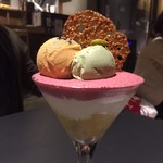 パフェ、珈琲、酒、佐藤 - 