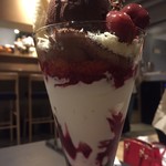 パフェ、珈琲、酒、佐藤 - 