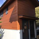 金峰山小屋 - 小屋の外にあるトイレ。
数年前に新設されたトイレはとても綺麗です。