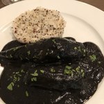 Bihotza - イカの墨煮