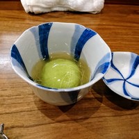 佳肴岡もと - 一寸豆のお饅頭で中にもち米、生姜の餡