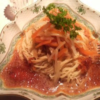ワキヤ 一笑美茶樓 - ふかひれ×からすみの冷やし中華