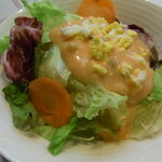 Kicchin Supaisu - セットのサラダ。