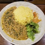 SPICY CURRY 魯珈 - アジョワン薫る！アサリ出汁キーマカレー