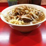 麺屋 桐龍 - チャーシュー柔らか。
      野菜、足りなかったわ。
      次は普通にしよ。