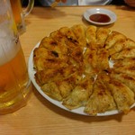 餃子 照井 - 餃子ｘビール＝最高！