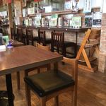 炭火焼豚丼 信玄 - 店内