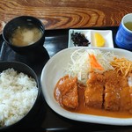 とんかつ椰子 - ロースとんかつ定食