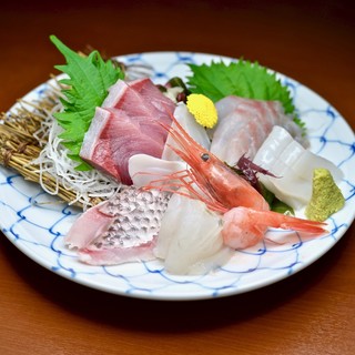 氷見 魚市場食堂_2