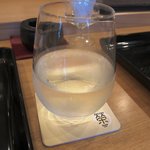 鮨榮 - 日本酒のグラスもカッコいい（緑川 北穣吟醸）