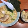 横浜家系ラーメン 魂心家 新宿小滝橋店