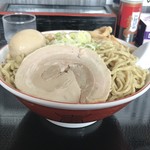 自家製太麺 渡辺 - 横から