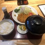 遊食豚彩いちにいさん - 黒豚とんかつセット