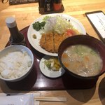 遊食豚彩いちにいさん - 黒豚とんかつセット