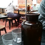 Burger Burger - 番号札＆水