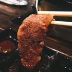 赤身専門店炭火焼肉 みはら - 宮崎牛上カルビのアップ