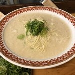 駅前豚骨ラーメン ニネンヤ - 