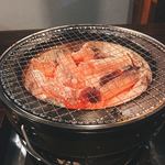 赤身専門店炭火焼肉 みはら - 炭火焼です