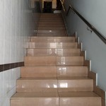 Betel Leaf - 階段を上がります