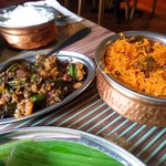 Betel Leaf - マトンビリヤニとオクラのカレー