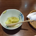 天ぷら　えがしら - 付け出しのグリーンピース豆腐