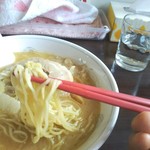 らーめんキッチン なると - 自家製麺(スープが絡む細麺)