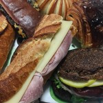 ブーランジェリー パティスリー トレトゥール アダチ - 