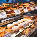 ブーランジェリー パティスリー トレトゥール アダチ - 