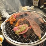 ホルモン焼肉 縁 - 