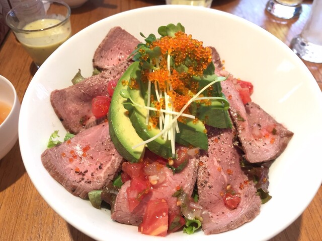 高コスパのアボガドローストビーフ丼 By Rm110o Mexican Dining Avocado メキシカンダイニング アボカド 新宿三丁目 メキシコ料理 食べログ