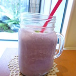 プラス100円でドリンクはベリーのスムージーにして頂きました