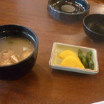 Hatsu Shiyo Utei - ライスセット（味噌汁、漬物）
