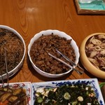 旬菜・旬魚 なかむら - 椎茸の白滝炒り煮、浅利の佃煮、イカの煮物