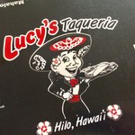 Lucy’s Taqueria - 四人がけテーブルの中央。
