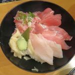 築地虎杖 魚河岸千両 - まぐろ三昧丼　1,380円。虎杖表店(築地場外)食彩品館.jp撮影