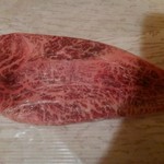 川奈畜産 - 川奈畜産２２００円のステーキ肉