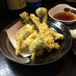 フリーダム ロード - H.30.3.7.夜 春野菜の天ぷら盛 680円税込