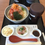 日本橋海鮮丼 つじ半 ららぽーと立川立飛店 - 