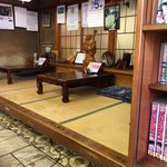 かどや - 店内