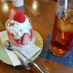 クリーム カフェ - 